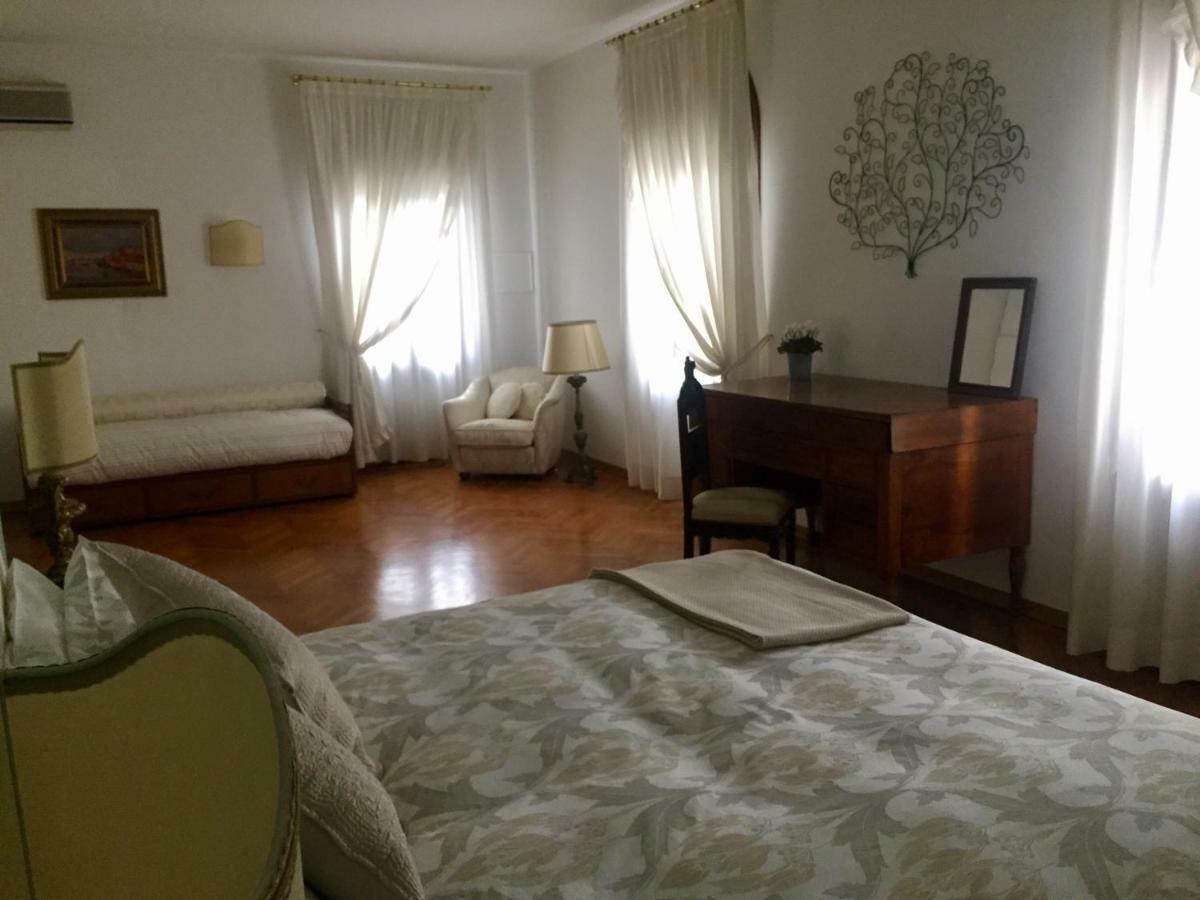 Casa Lunia Guesthouse Mestre Kültér fotó